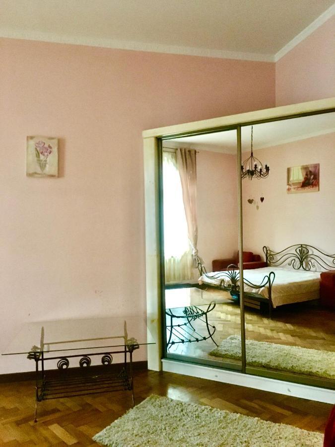 Lviv'S Prospekt Shevchenka Apartments Εξωτερικό φωτογραφία